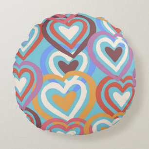 Seamless texture with funny hearts  round cushion