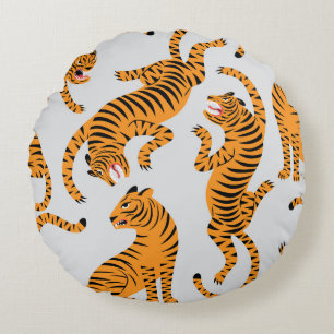 Seamless tiger pattern, wildlife theme. round cushion