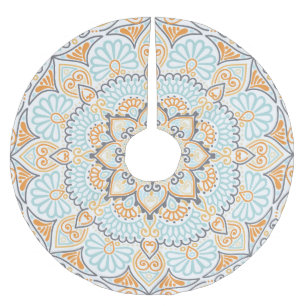 Seamless tile pattern: decorative, versatile desig brushed polyester tree skirt