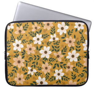 seamless traditional flower pattern on muster laptop sleeve