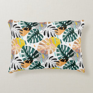 Seamless tropical pattern. Green leaves of a palm Decorative Cushion