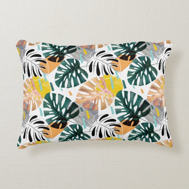 Seamless tropical pattern. Green leaves of a palm  Decorative Cushion (Front)