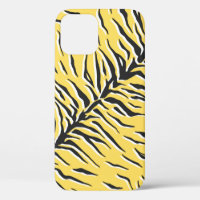 Seamless vintage black and yellow tiger pattern. S