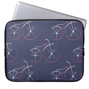 Seamless vintage pattern from the repeating ancien laptop sleeve