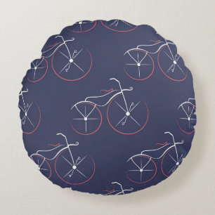 Seamless vintage pattern from the repeating ancien round cushion
