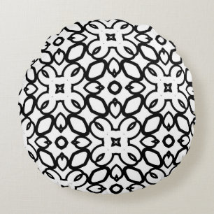 Seamless vintage pattern in geometric ornamental s round cushion