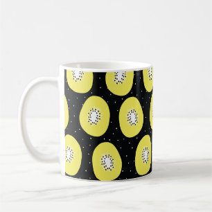 Seamless vintage pattern kiwi fruit. Hand drawn pe Coffee Mug