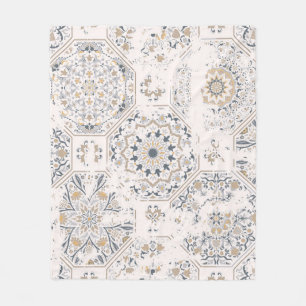 Seamless vintage pattern with an effect of attriti fleece blanket