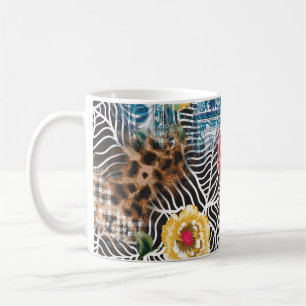 Seamless watercolor flower, textured pattern. coffee mug