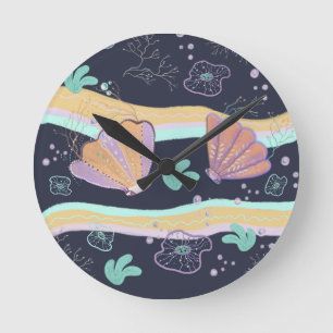 seashell drawing round clock