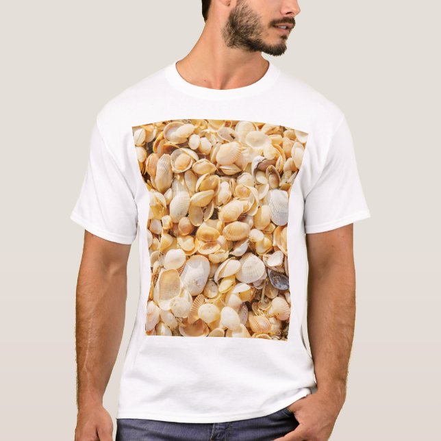 Seashell textured summer beach background. T-Shirt (Front)