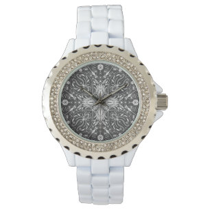 Seashells in Viva Magenta- Color of the Year 2023 Watch