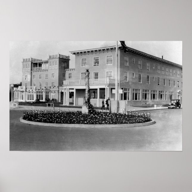 Seaside, Oregon View of Hotel Seaside Photograph Poster (Front)