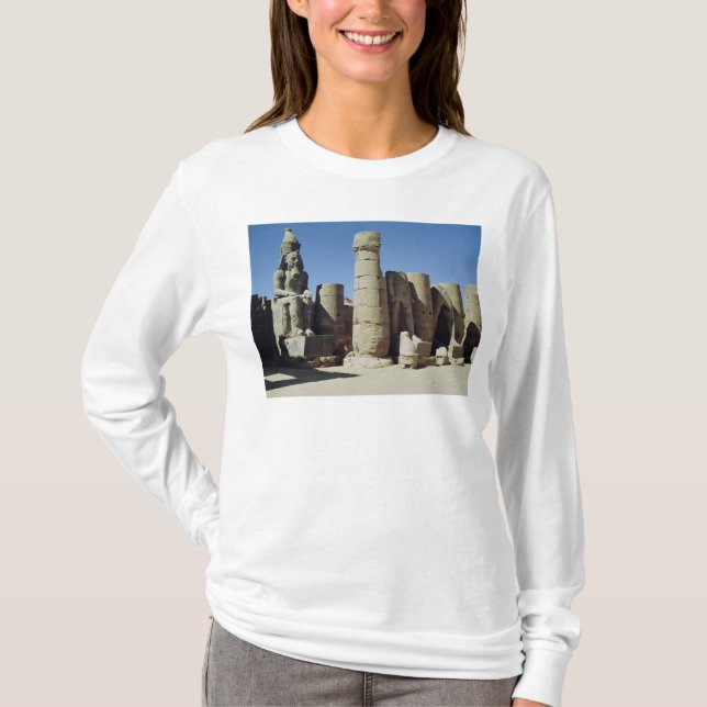 Seated statue of Ramesses II T-Shirt (Front)