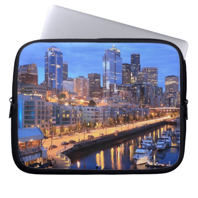 Seattle skyline and harbour, Washington State Laptop Sleeve (Front)