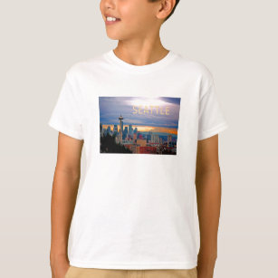 Seattle Washington Skyline at Sunset TEXT SEATTLE T-Shirt