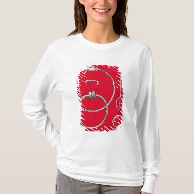 Selection jewellery, including brooch T-Shirt (Front)