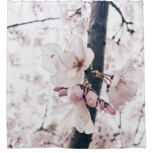 SELECTIVE FOCUS PHOTOGRAPHY OF WHITE AND PINK PETA SHOWER CURTAIN