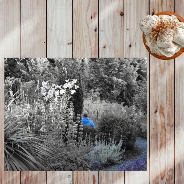 Selectively Blue Garden Visitor Puzzle (Creator Uploaded)