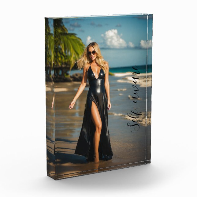 Self-aware Photo Block (Left)