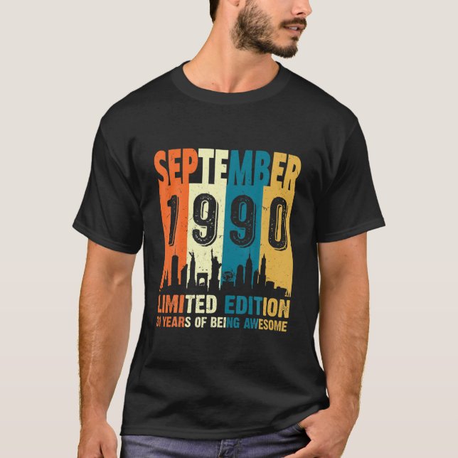 September 1990 31 Years Old Being Awesome 31St Bir T-Shirt (Front)