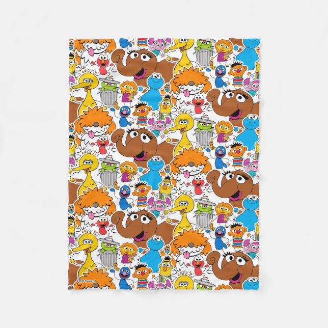 Sesame Street Pals Doodley Pattern Fleece Blanket (Front)