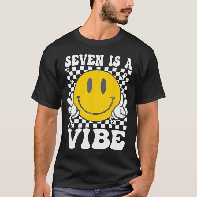 Seven Is A Vibe 7Th Birthday Groovy Boys Girls 7 Y T-Shirt (Front)