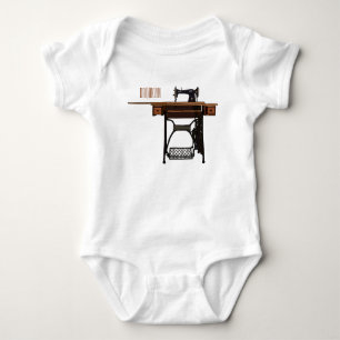 Sewing machine cartoon illustration baby bodysuit