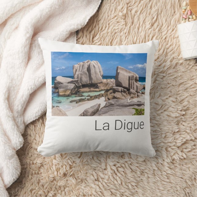 Seychelles La Digue Anse Marron Beach Vintage Cushion (Blanket)