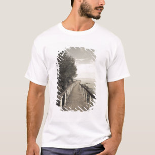 Seychelles, Praslin Island, Anse Bois de Rose, T-Shirt