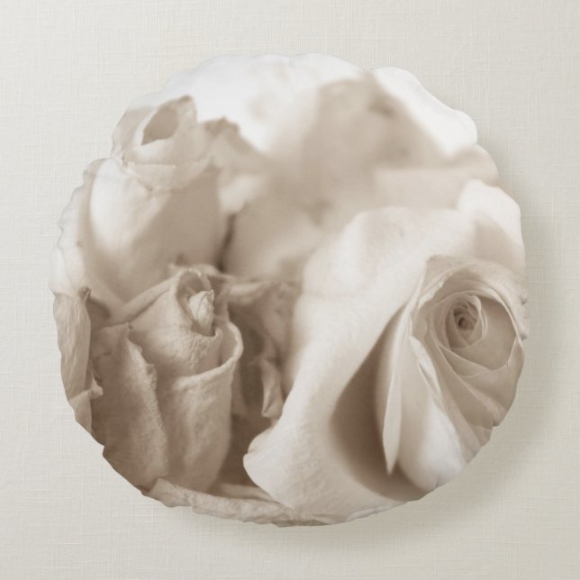 Shabby Chic Romantic White Roses Round Cushion (Front)