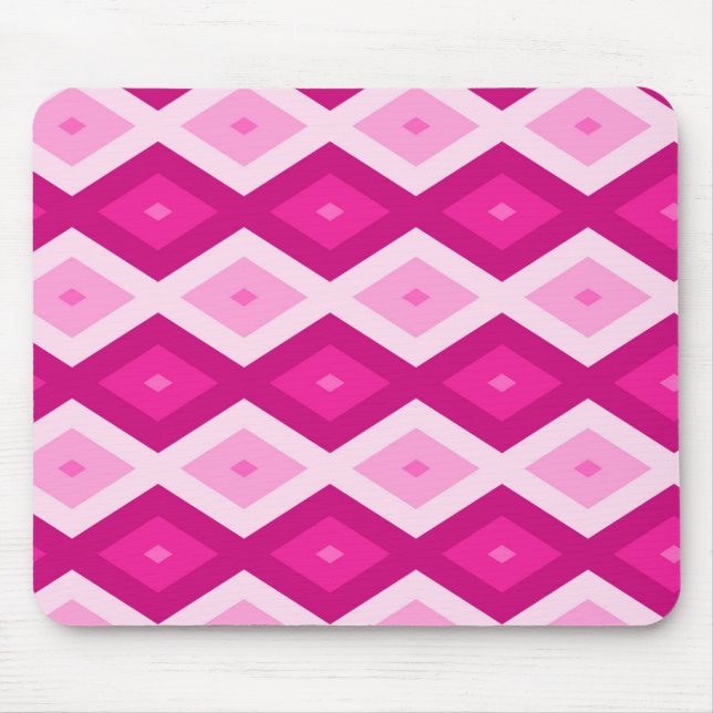 Shades of fuchsia diamond pattern mouse mat (Front)