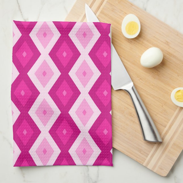 Shades of fuchsia diamond pattern tea towel (Quarter Fold)