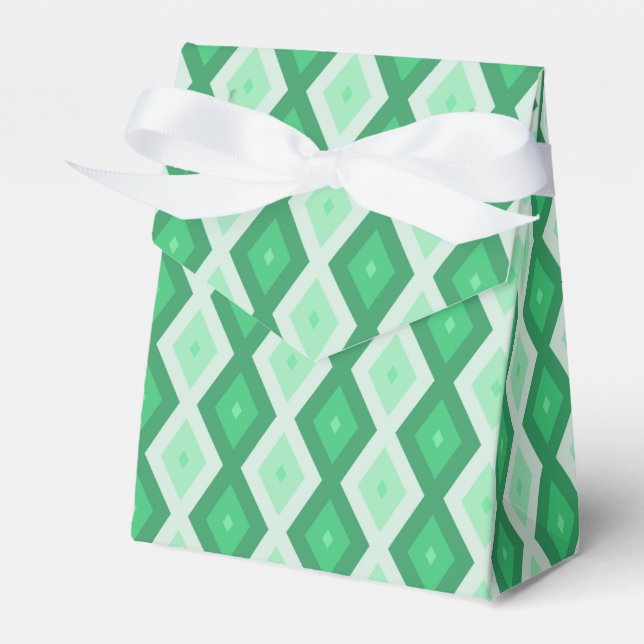 Shades of green diamond pattern favour box (Front Side)