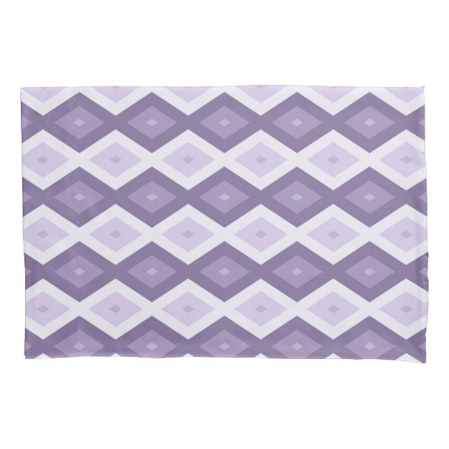 Shades of lavender diamond pattern pillowcase (Front)