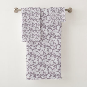 Shadowed Berry Leaf Towel Collection
