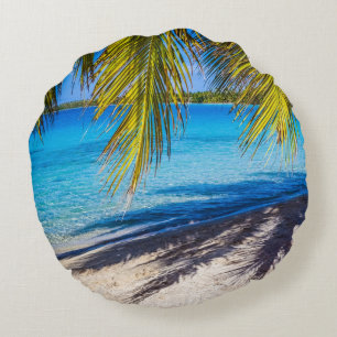 Shadows on the beach round cushion