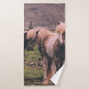 SHALLOW FOCUS PHOTOGRAPHY OF HORSES BATH TOWEL