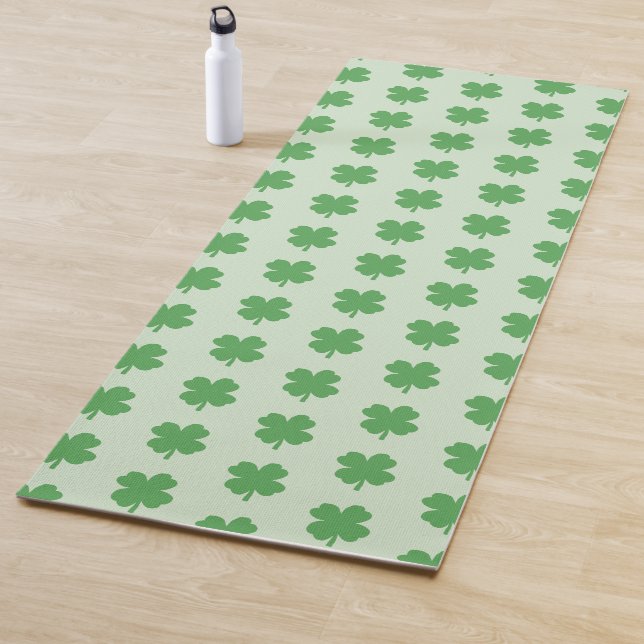 Shamrock Irish Pattern Bath Towel Set Yoga Mat (In Situ)