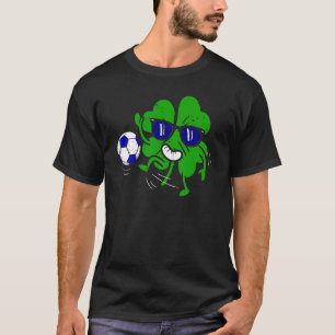 Shamrock Playing Soccer St Patricks Day Boys Kids T-Shirt