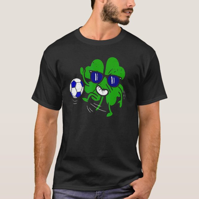 Shamrock Playing Soccer St Patricks Day Boys Kids  T-Shirt (Front)