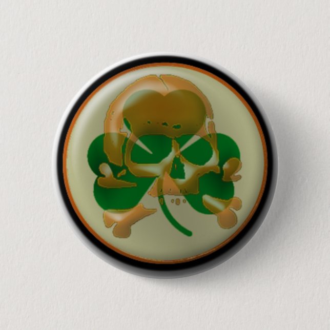 Shamrock skull 6 cm round badge (Front)