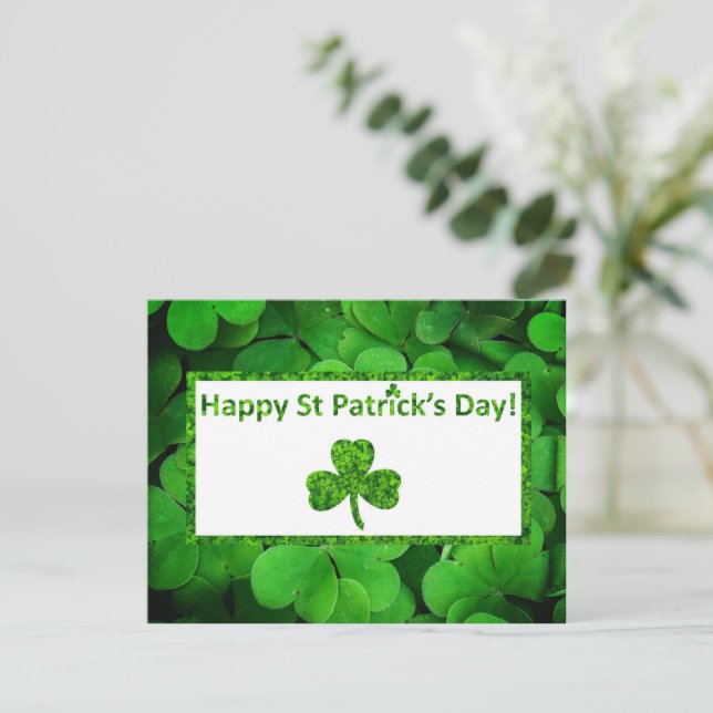Shamrock St Patrick's Day Holiday Card (Standing Front)