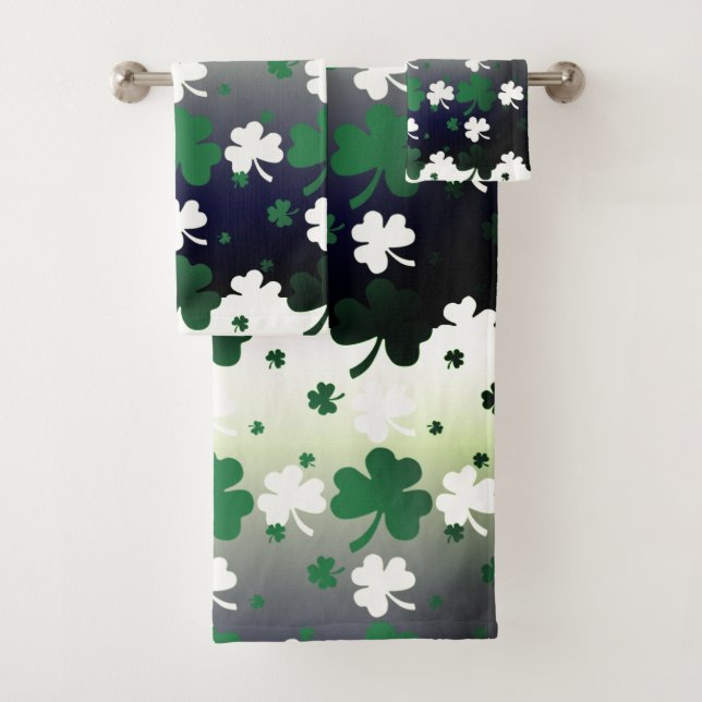 Shamrocks, Green and White on Gradated Field Bath Towel Set (Insitu)
