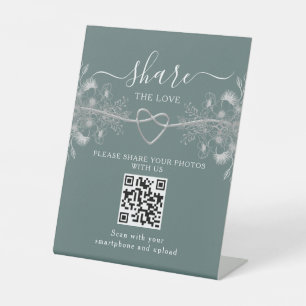 Share The Love Wedding Pedestal Sign