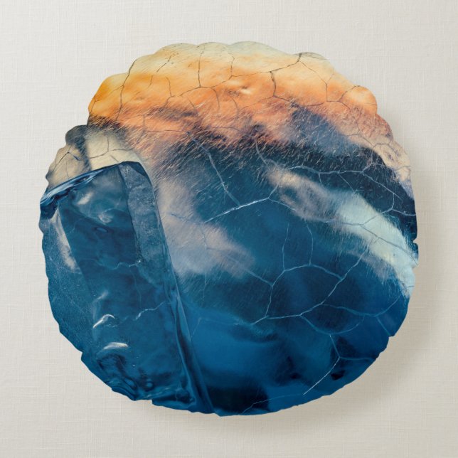 Shattered glass round cushion (Front)