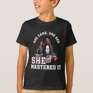 She Came She Saw She Mastered It Black Girl Gradua T-Shirt
