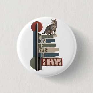 She Knows the Stairs Go Sideways Funny Cat Geometr 3 Cm Round Badge