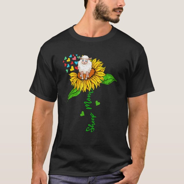 Sheep Mom Cute Farm Animals On Sunflower Farmer Mo T-Shirt (Front)