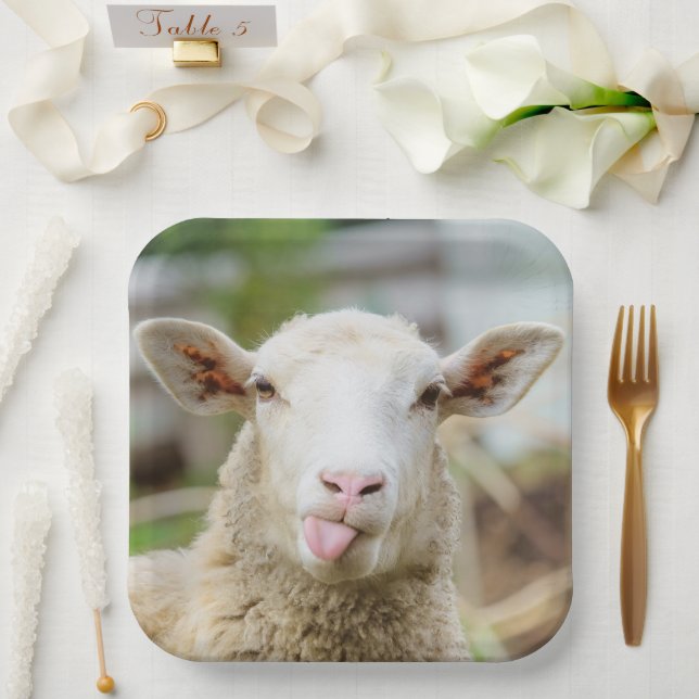 Sheep show tongue paper plate (Wedding)